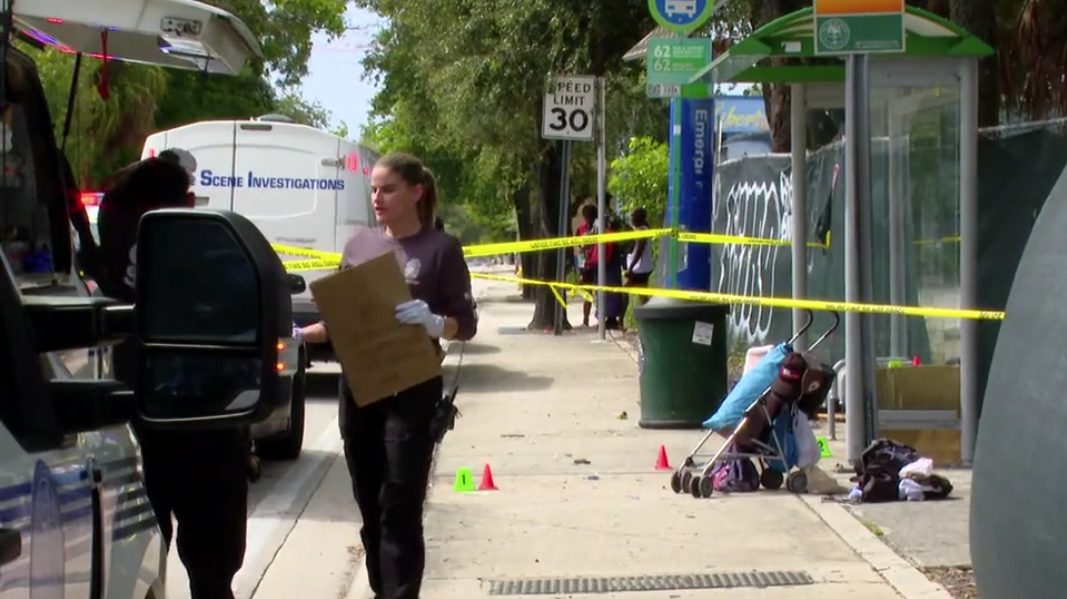 Attacker, victim injured in stabbing at Miami bus stop — WSVN 7 Miami-Dade, Mesquite Community news
